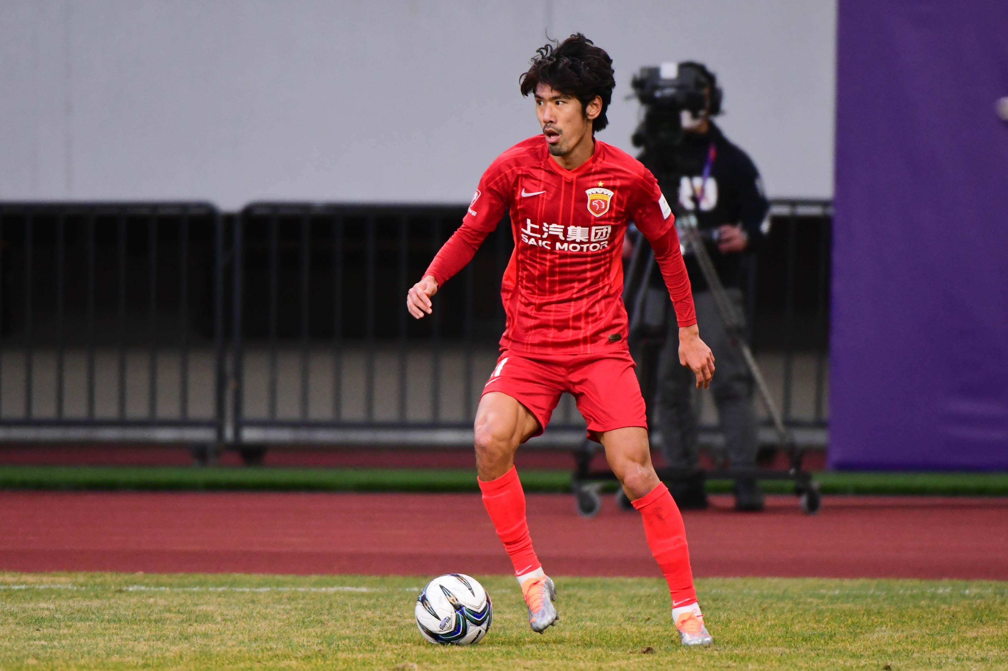 关键时刻中超焦点战，斯图加特队长鼓劲，震撼外界，赛程密集仍需轮换的简单介绍