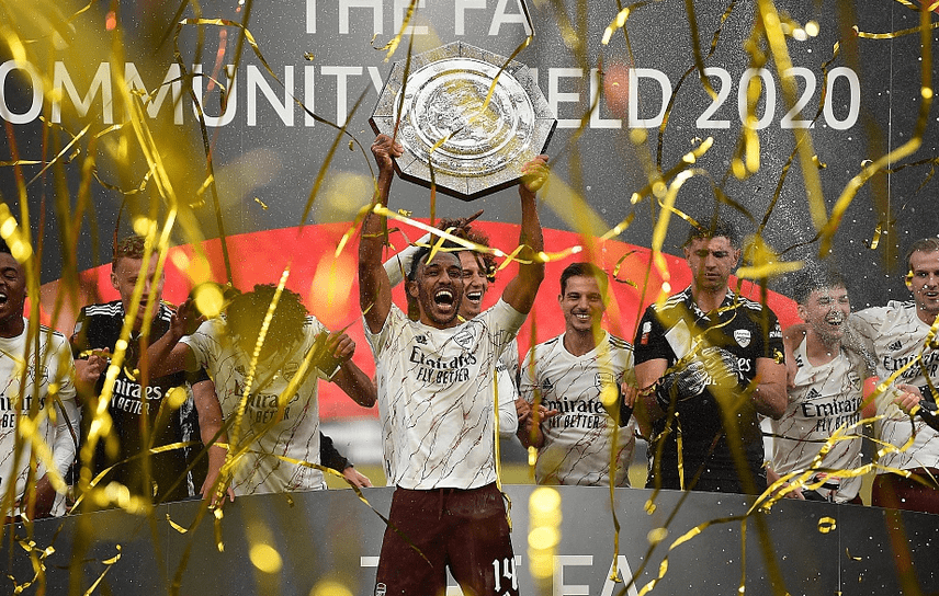 利物浦训练开放日,国际比赛日调整名单引欢呼,社区盾在即,心理建设被强调 利物浦训练开放日,国际比赛日调整名单引欢呼,社区盾在即,心理建设被强调